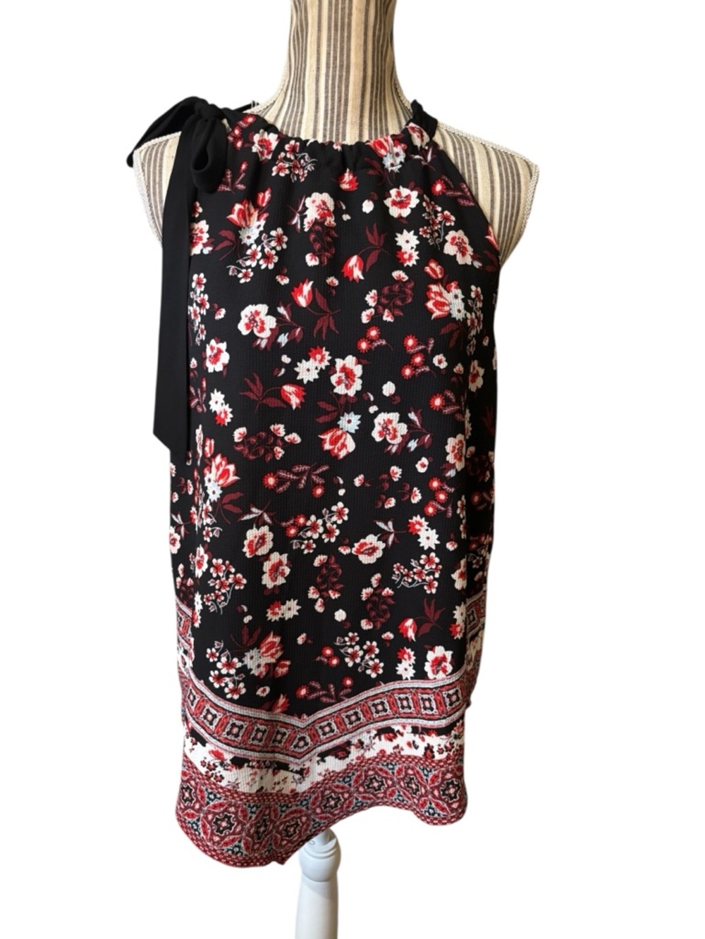 HeartSoul Tunic Tank XL Black Floral Red White Sleeveless Halter V-bottom Ties